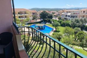 Appartamento in complesso con piscina