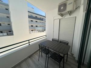 Quarteira Avenida Praia with Parking, 3 Min from Beach