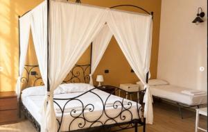 Calabernardo Suites