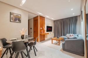 Central Family Apartement , Terrace, Parking, Clim