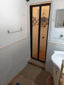 Spacious and Comfortable Historic Place Near Kaleiçi Detached House