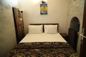 Spacious and Comfortable Historic Place Near Kaleiçi Detached House