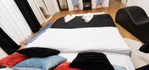 TANTRA Studio 4 CALEA VICTORIEI AMZEI