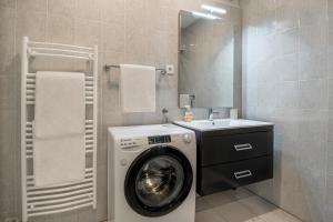 Prostorni in udobni apartmaji Izola SL - Spacious & Comfortable Apartments Izola SL
