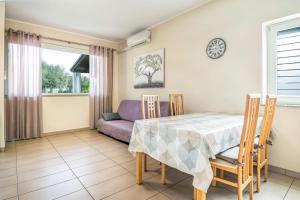 Prostorni in udobni apartmaji Izola SL - Spacious & Comfortable Apartments Izola SL