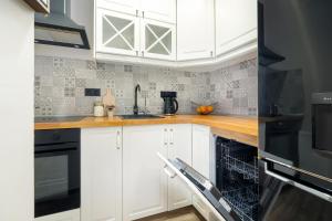 Comfortable Apartment in the Centre of Poznań Close to the MTP by Noclegi Renters