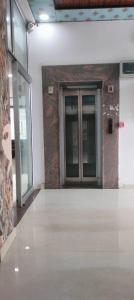 Hotel Paras r inn airport
