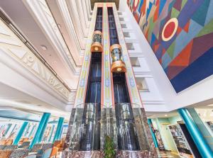Hotel Tropic