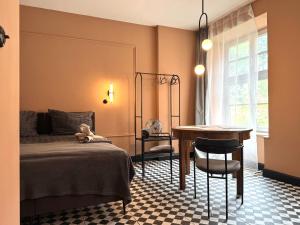 Elegant Apartment in the City Center