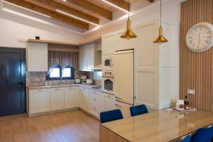 Maria - Christina House