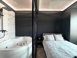 Chic Jacuzzi - Old Town Krakow