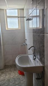 2bhk Beautiful Private Apartment Ansal