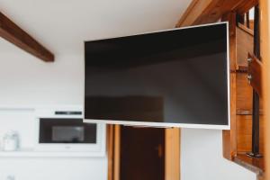 Central Loft in Old Town - AC & Netflix