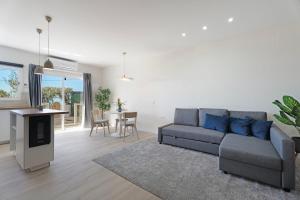Charming Apartment with Ocean and Mountain Views in Santa Cruz