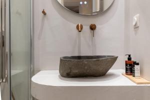 Terra Elea Luxury Pool Suite Aura