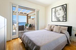 Casa Giulia Taormina -Luxury apartment with panoramic view, swimming pool,parking et center ville