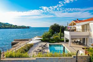 Villa Olive Bay