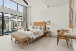 Modern 3BR Villa Chandra Private Pool near Berawa