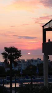 Lux Hotel M - Boutique Hotel & Restaurant