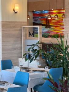 Lux Hotel M - Boutique Hotel & Restaurant