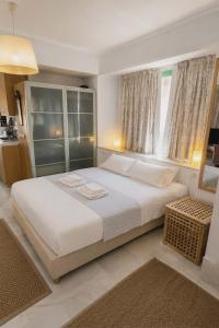 Elegant thisseos loft - city center