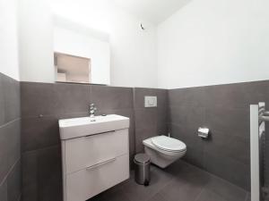 Fantastic 2BR in the city center - Sky7