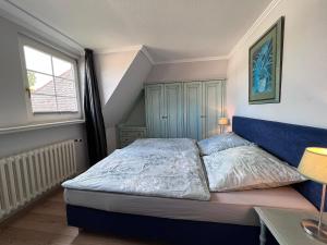 sea-cottage-ONE