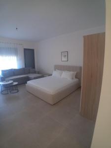 Jurgens Aparment