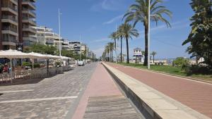 APARTAMENTOS CAPRICHO III GANDIA PLAYA A 150mt DEL MAR