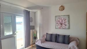 Apartments Donadic I, Caska