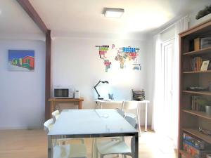 Barraca Cabañal, work & beach