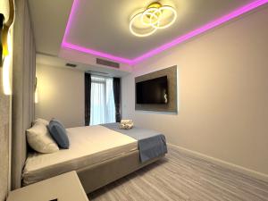 Titanic Front Sea View Apartment