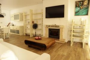 Beachside Townhouse in Marbella with Pool