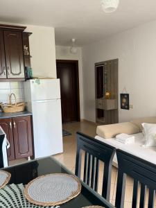 Binos Apartments Ksamil