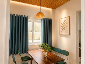 San ho beach Homestay