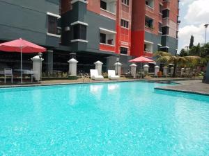 Modern 3-Bedroom, Sejahtera Apartment