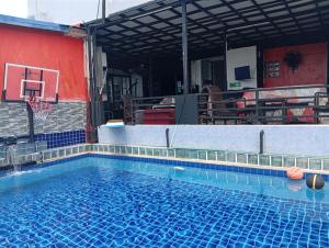 BEN & LEK GUESTHOUSE