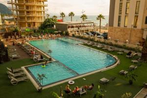 Green Side Apart Hotel Official