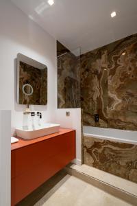 The Deco Residence