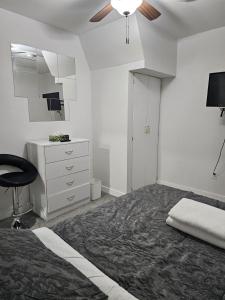 Modern Comfort2BR Basement Suite