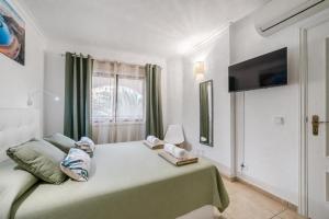 2 bedroom sea view Albatros