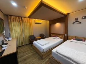 Sweet Hotel