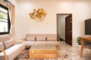 Exclusive Design Villa with Outdoor Jacuzzi Anahata