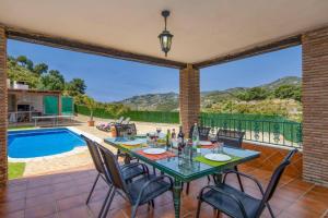Villa Maravillas by Villa Plus