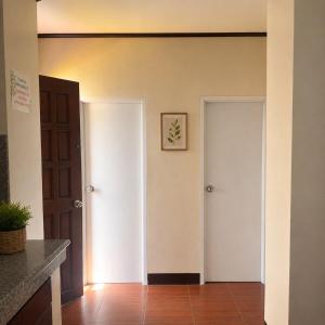 Beachfront Elyu Staycation! Perfect Location!