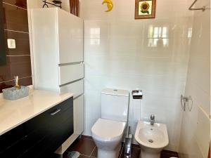 Retiro DAlma - Beautiful Villa with Garden & BBQ Near Sesimbra Beach