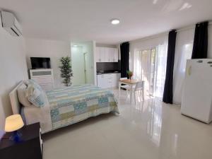 AVENTURA STUDIOS with TROPICAL POOL - playa LOS CORALES