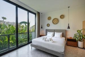 Heart Berawa · Private Pool · 2BR · 500m Beach