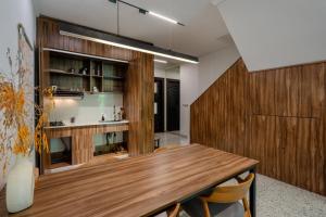 Heart Berawa · Private Pool · 2BR · 500m Beach