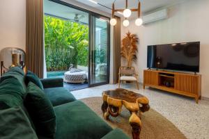 Heart Berawa · Private Pool · 2BR · 500m Beach
